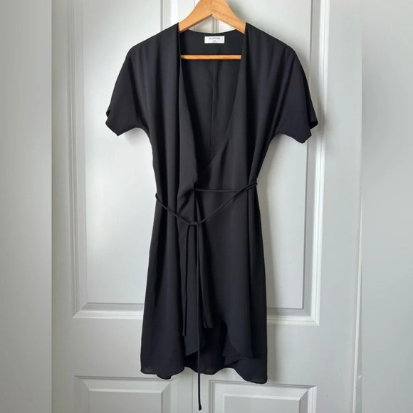 Aritzia Wallace Dress - Black - Picture 5 of 11